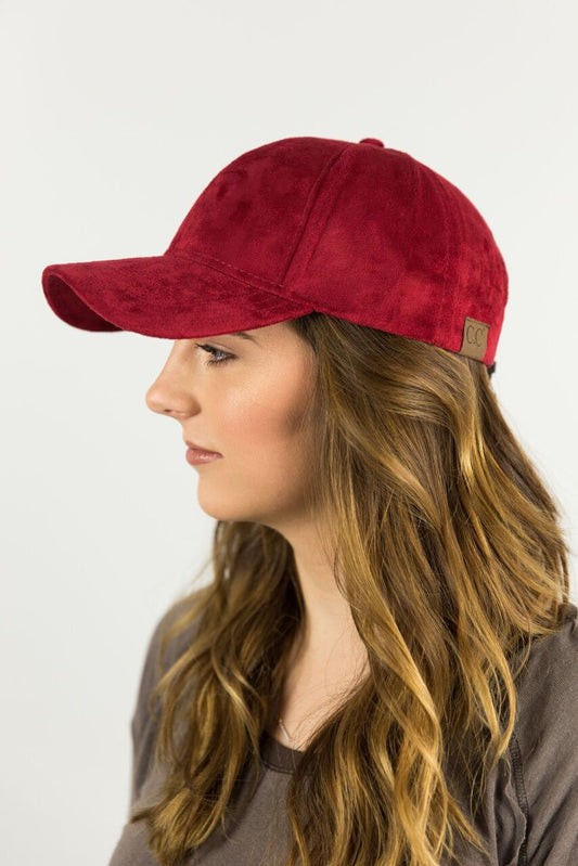 Suede Baseball Cap in Burgundy